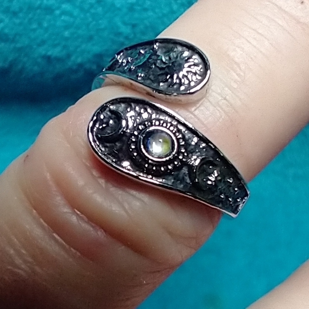 Silvertone sun moon aurora adjustable ring